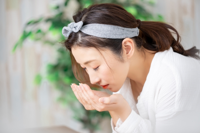 洗顔女性
