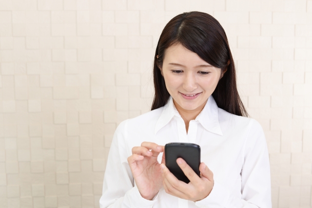 スマホ女性